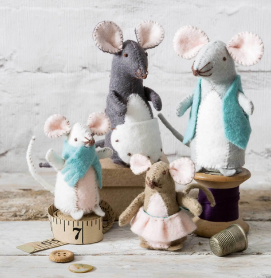 Corinne Lapierre Limited - Mouse Family Felt Craft Kit