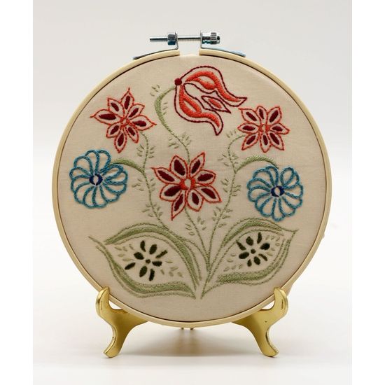 Avlea embroidery hoop kit Pennsylvania Posy